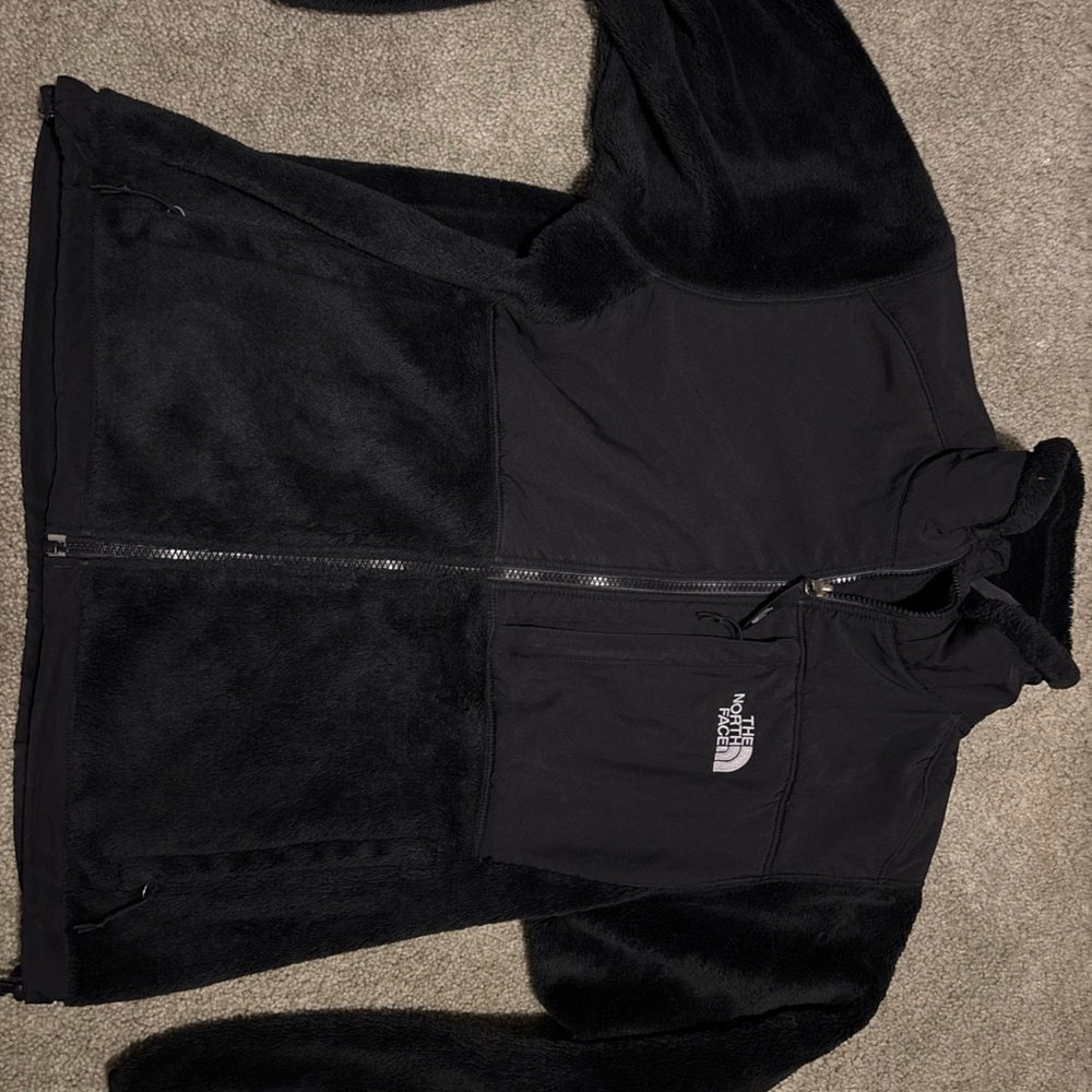 The North Face Women's Black Performance Jacket